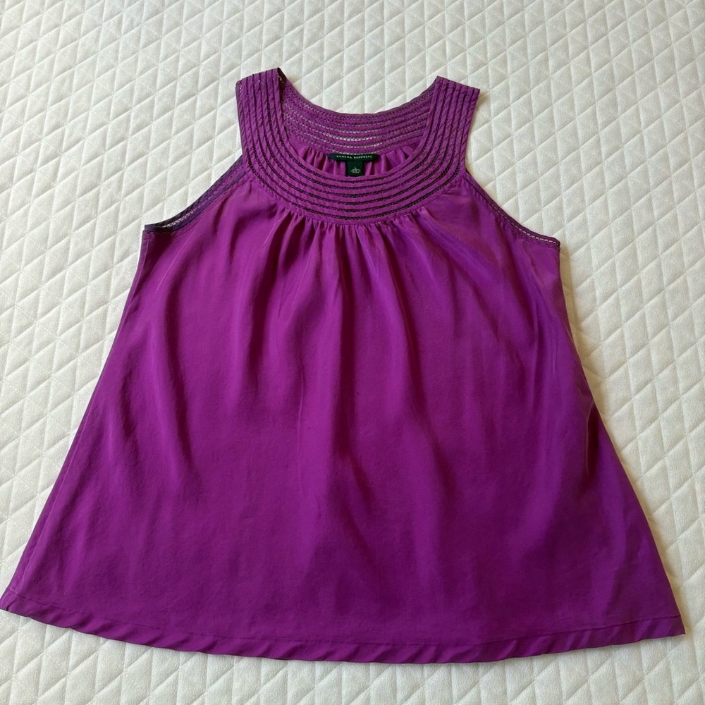 Banana Republic 100% Silk Satin Top Size Large Purple Grecian Neck Style